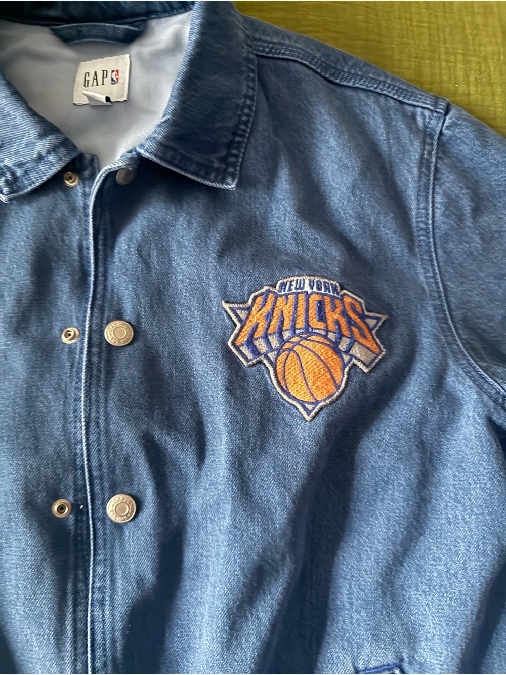 GAP NEW YORK KNICKS NBA CHAMPIONS - Picture 4 of 5